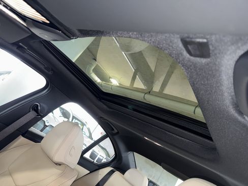 New 2026 BMW 330i Sedan w/ Convenience Package RWD image 23