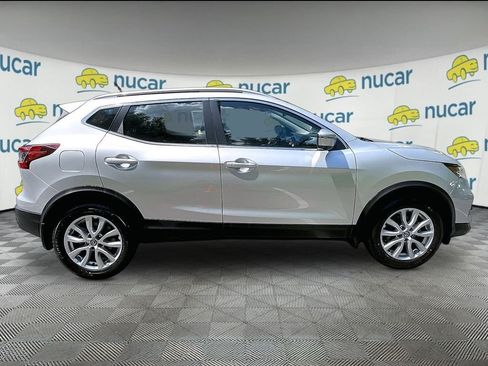 Used 2022 Nissan Rogue Sport SV w/ Technology Package AWD/4WD image 8