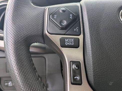 Used 2022 Toyota Tacoma SR5 RWD image 14