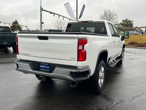 Certified 2022 Chevrolet Silverado 3500 LTZ AWD/4WD image 11