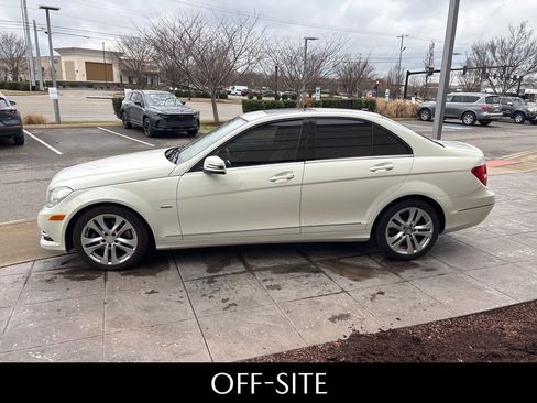 Used 2012 Mercedes-Benz C 250 Sedan image 6