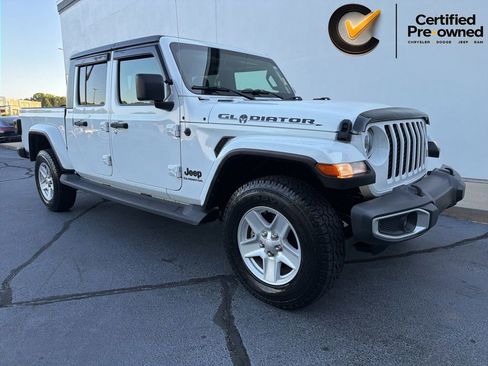 Used 2022 Jeep Gladiator Sport AWD/4WD image 2