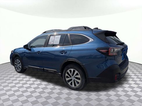 Used 2020 Subaru Outback Premium image 5