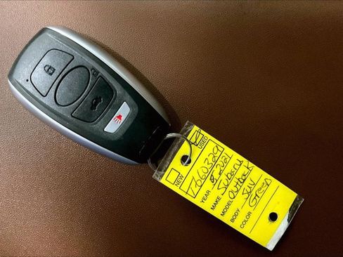 Used 2021 Subaru Outback Touring XT AWD/4WD image 11