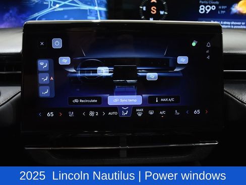 Used 2025 Lincoln Nautilus Reserve w/ Jet Appearance Package AWD/4WD image 18