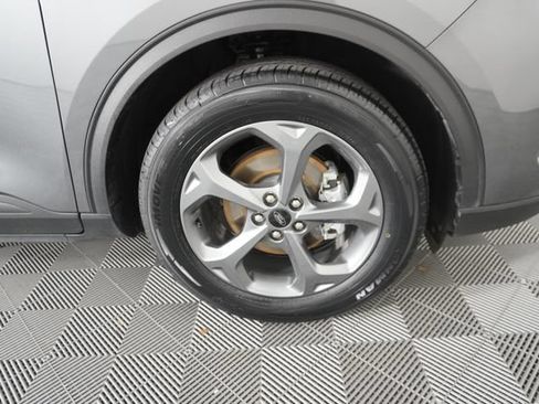Used 2025 Ford Escape ST-Line FWD image 15