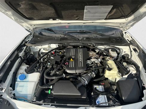 Certified 2018 FIAT 124 Spider Abarth w/ Convenience Group image 14