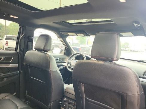 Used 2019 Ford Explorer Sport AWD/4WD image 19