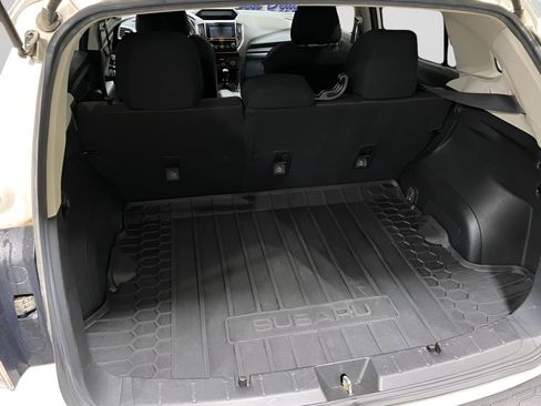 Used 2019 Subaru Crosstrek 2.0i AWD/4WD image 19