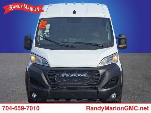 Used 2025 RAM ProMaster 2500 w/ Convenience Group image 2