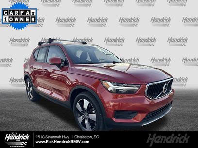 Used 2019 Volvo XC40 T5 Momentum