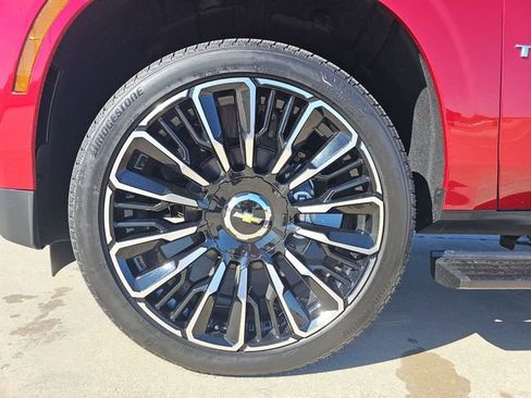 New 2026 Chevrolet Tahoe High Country AWD/4WD image 34