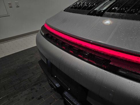 Used 2025 Porsche 911 Carrera 4 GTS image 17