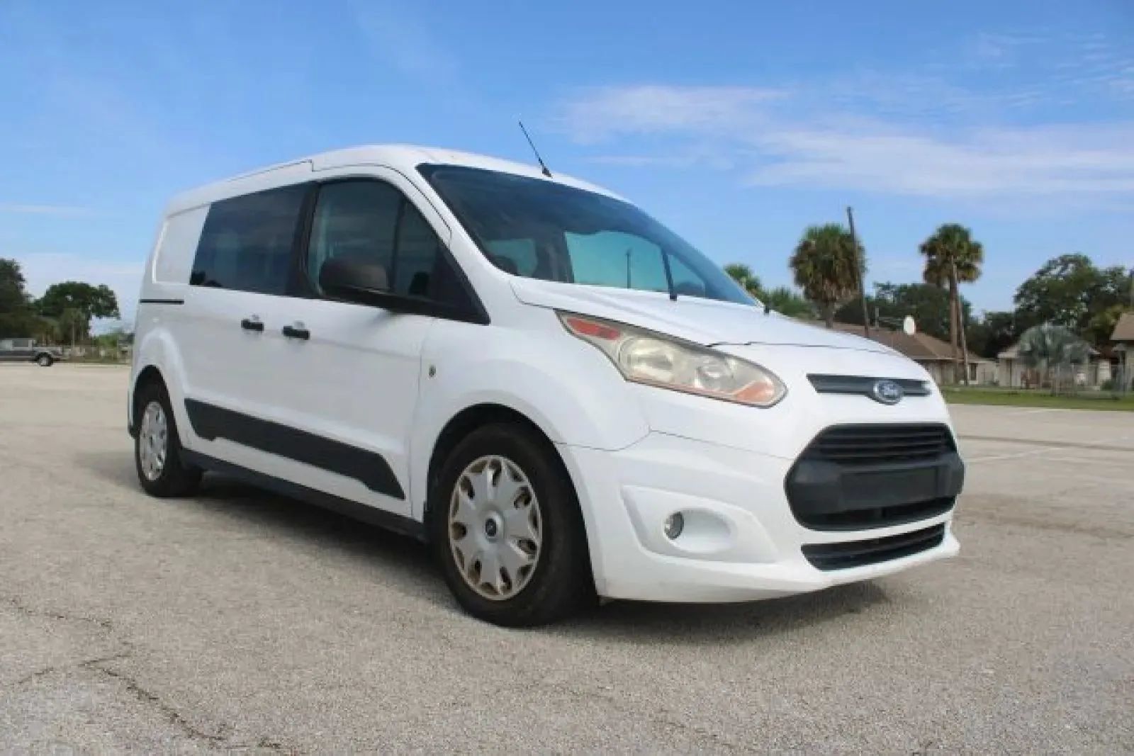 Used 2014 Ford Transit Connect XLT FWD image 16