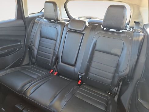 Used 2017 Ford C-MAX Energi SE w/ Equipment Group 402A image 13