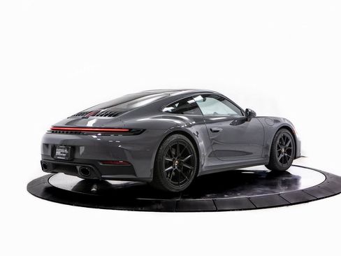 Certified 2025 Porsche 911 Carrera image 7