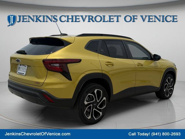 Used 2025 Chevrolet Trax RS w/ Driver Confidence Package FWD image 5