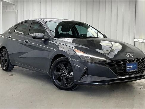 Certified 2023 Hyundai Elantra SEL FWD image 34