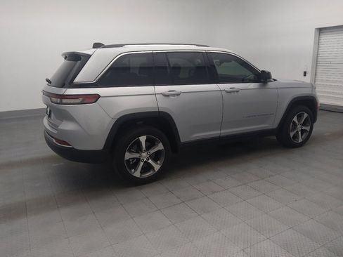 Used 2022 Jeep Grand Cherokee Limited 4xe AWD/4WD image 10