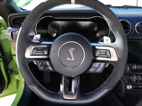 Used 2020 Ford Mustang Shelby GT500 w/ Technology Package image 63