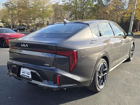 New 2025 Kia K4 GT-Line image 3