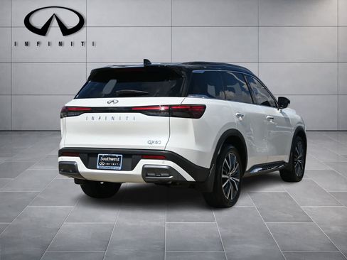 Certified 2023 INFINITI QX60 Autograph w/ Cargo Package FWD image 6