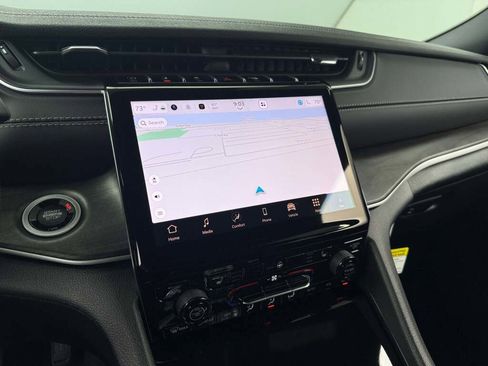 New 2025 Jeep Grand Cherokee Limited w/ Trailer Tow Package image 28