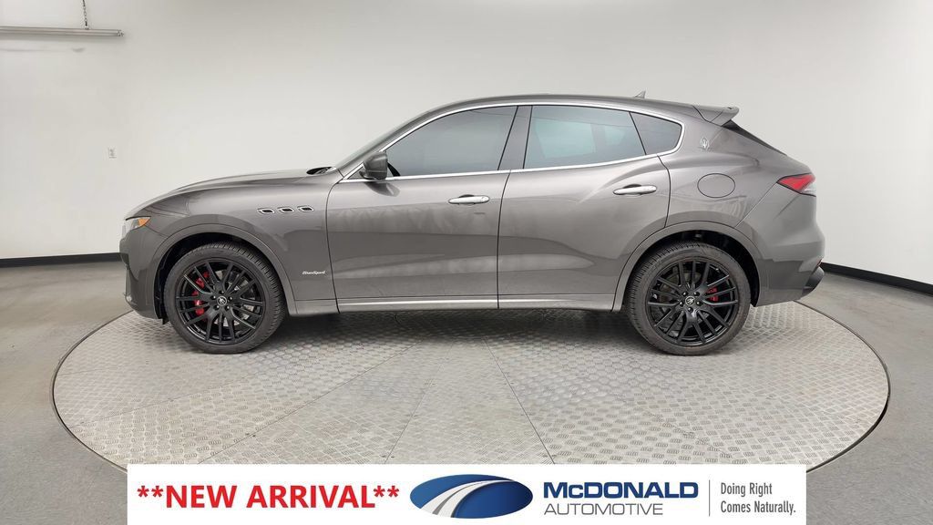 Used 2021 Maserati Levante S GranSport AWD/4WD image 5