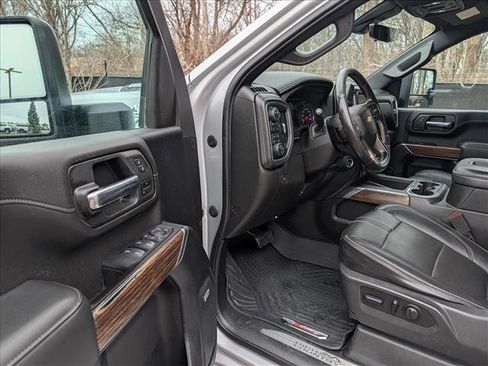Used 2022 Chevrolet Silverado 3500 High Country w/ Z71 Off-Road Package image 29