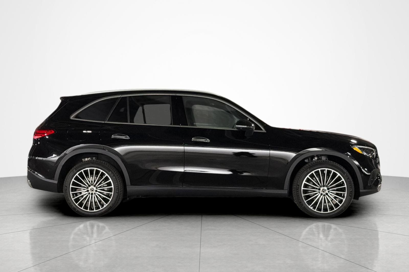 New 2027 Mercedes-Benz GLC 300 image 6