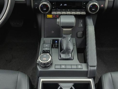 New 2026 Toyota 4Runner Limited AWD/4WD image 12