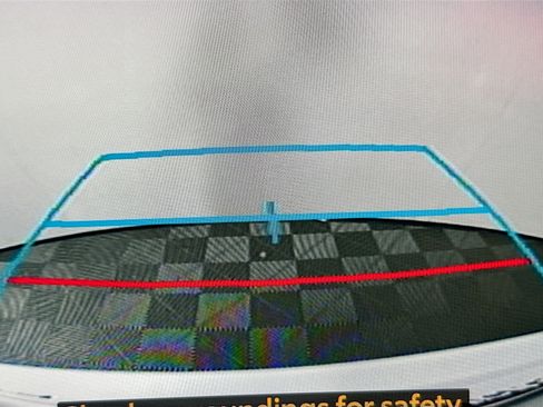 Certified 2024 Toyota Highlander XLE image 25