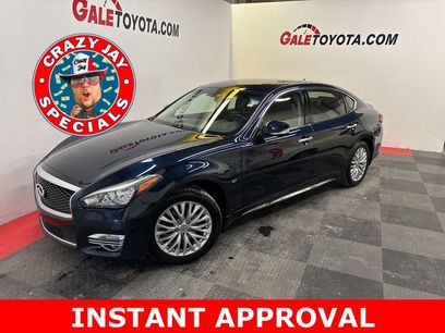 Used 2016 INFINITI Q70 L 3.7 w/ Deluxe Touring Package
