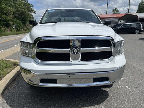 Used 2019 RAM 1500 Classic SLT w/ Luxury Group AWD/4WD image 6