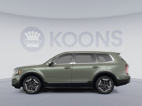 Used 2023 Kia Telluride S w/ S Sunroof Package AWD/4WD image 2