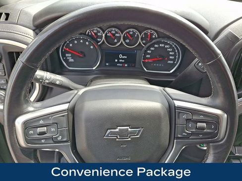Used 2022 Chevrolet Silverado 1500 RST w/ Convenience Package II AWD/4WD image 4