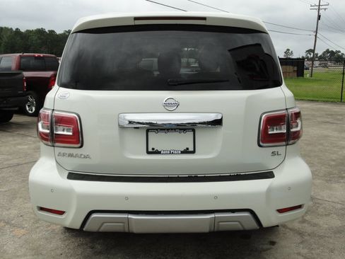 Used 2018 Nissan Armada SL w/ Premium Package AWD/4WD image 4