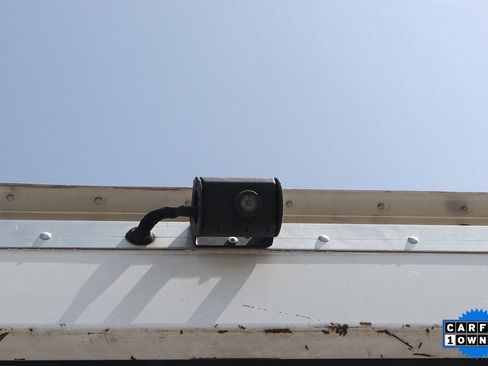 Used 2018 Ford E-350 and Econoline 350 Super Duty image 32