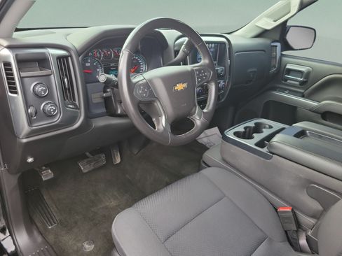 Used 2018 Chevrolet Silverado 1500 LT w/ LT Eassist Package AWD/4WD image 14