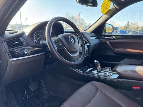 Used 2017 BMW X3 xDrive28i image 9