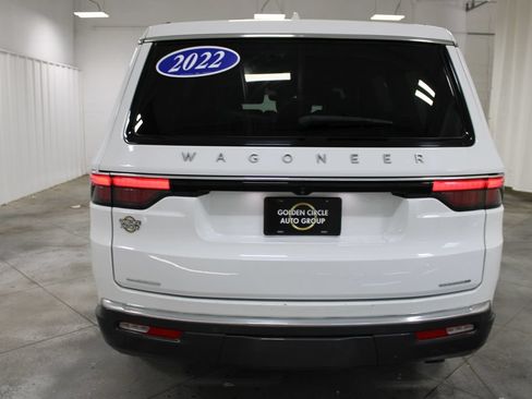 Used 2022 Jeep Wagoneer Series III w/ Flexible Seating Group AWD/4WD image 8