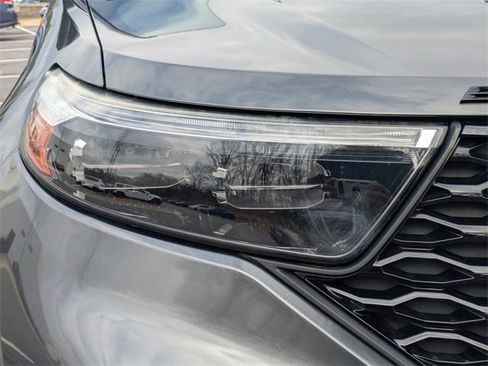 Used 2020 Ford Explorer ST w/ ST Street Pack image 10