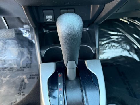 Used 2017 Honda Fit LX image 24
