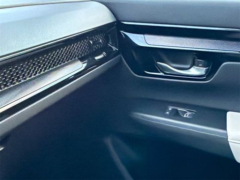 Used 2025 Honda CR-V EX-L image 33