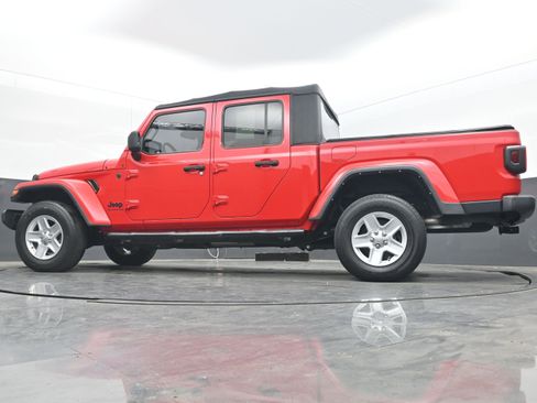 Used 2022 Jeep Gladiator Sport image 24