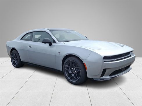 New 2024 Dodge Charger R/T w/ Plus Group image 2