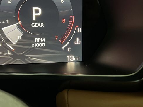 New 2025 GMC Canyon AT4 w/ Technology Plus Package image 10