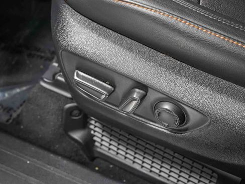 Certified 2024 Toyota Sienna XSE FWD image 23