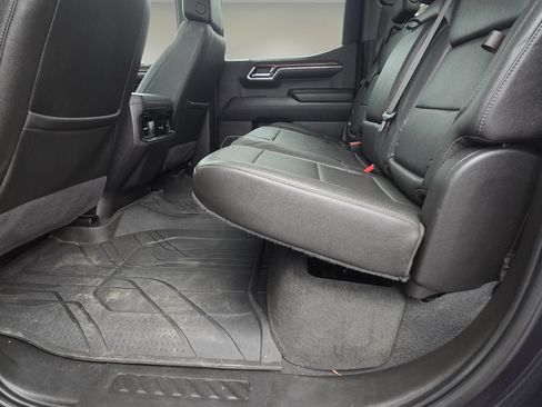 Used 2022 Chevrolet Silverado 1500 LT Trail Boss w/ LT Trail Boss Premium Package AWD/4WD image 22
