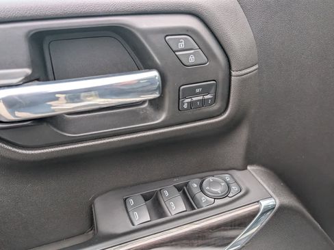 Used 2021 Chevrolet Silverado 1500 LTZ image 19